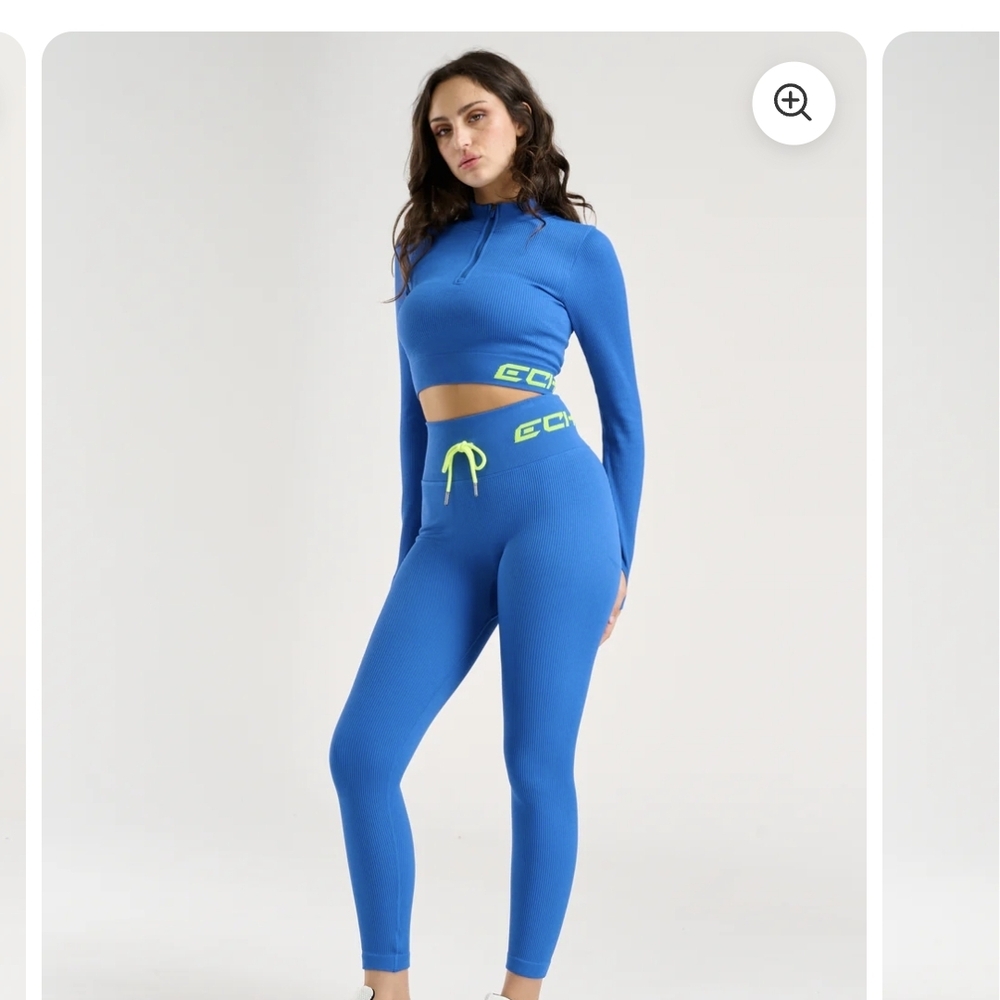ECHT Blue and Women's Leggings And Cropped Shirt Set